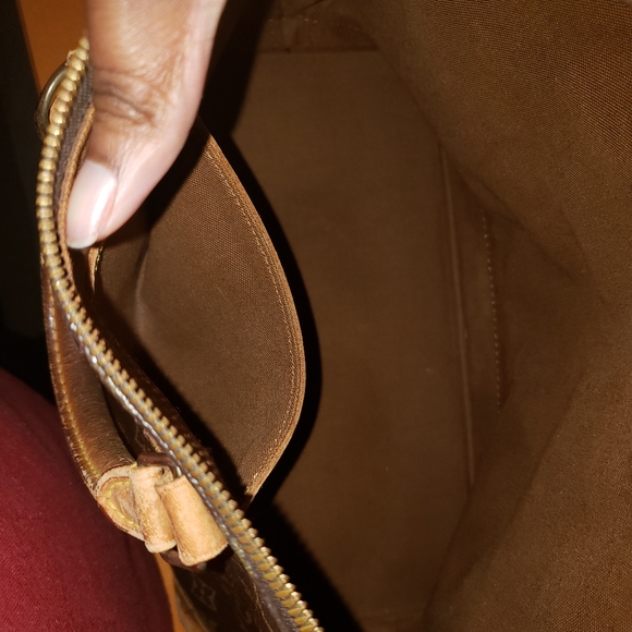 SOLD!!! authentic Louis Vuitton Monogram Alma - Picture 8 of 8